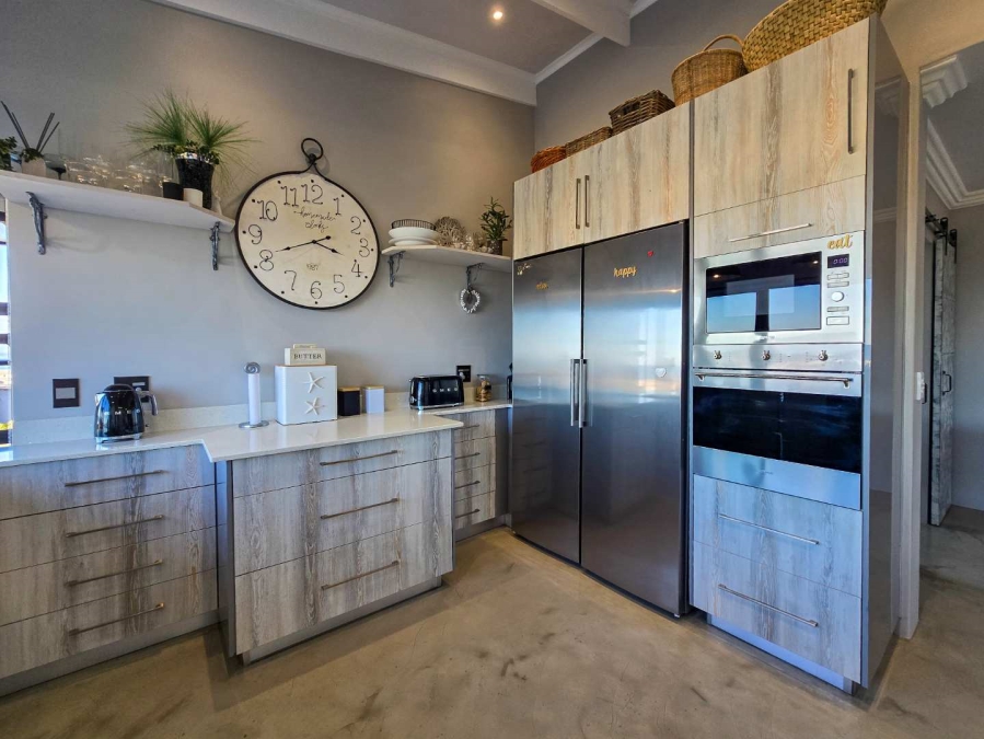 2 Bedroom Property for Sale in Stilbaai Oos Western Cape